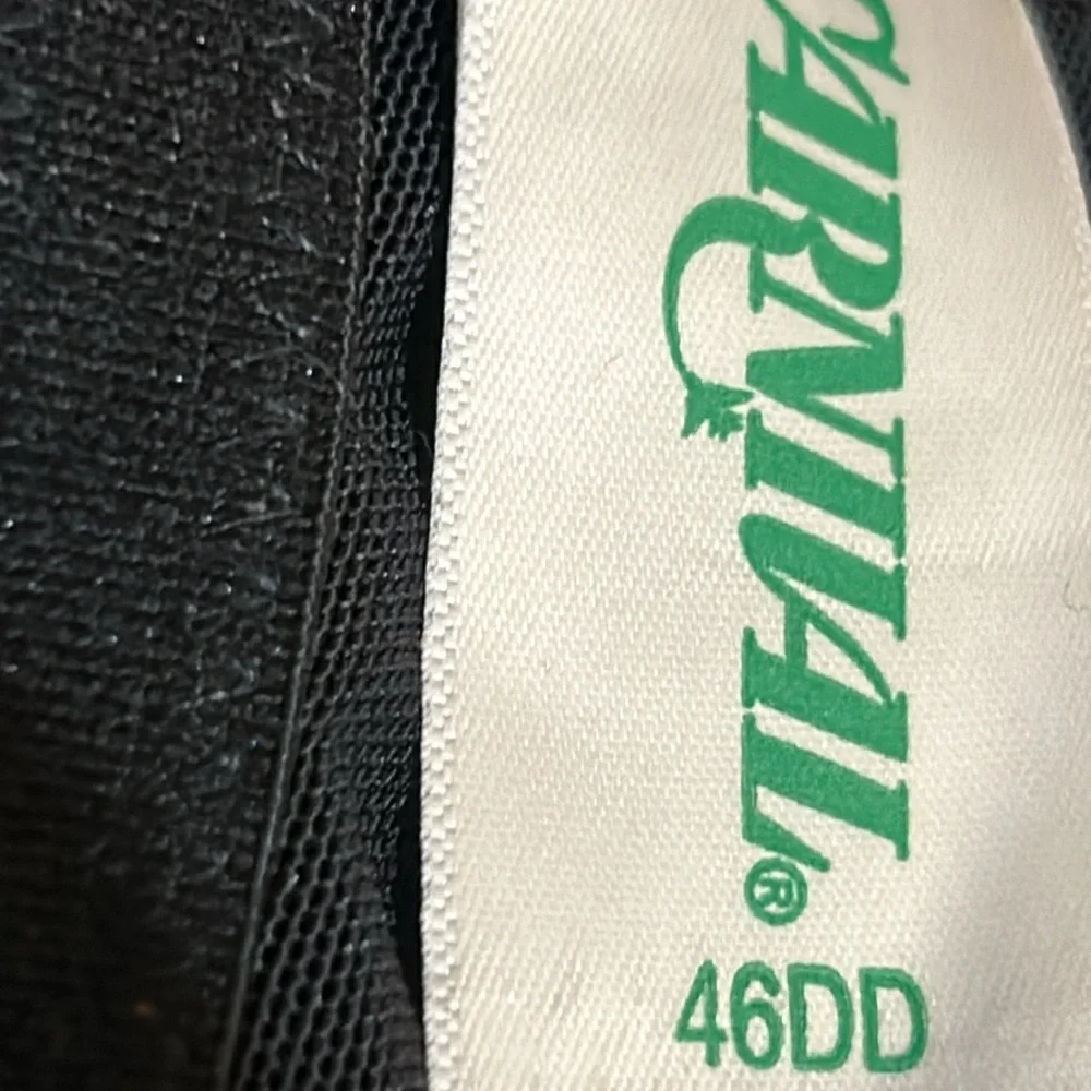 CARNIVAL 512 Black Molded‎ Tuxedo Low Plunge Full Figure Underwire Bra Sz 46DD - Picture 12 of 13